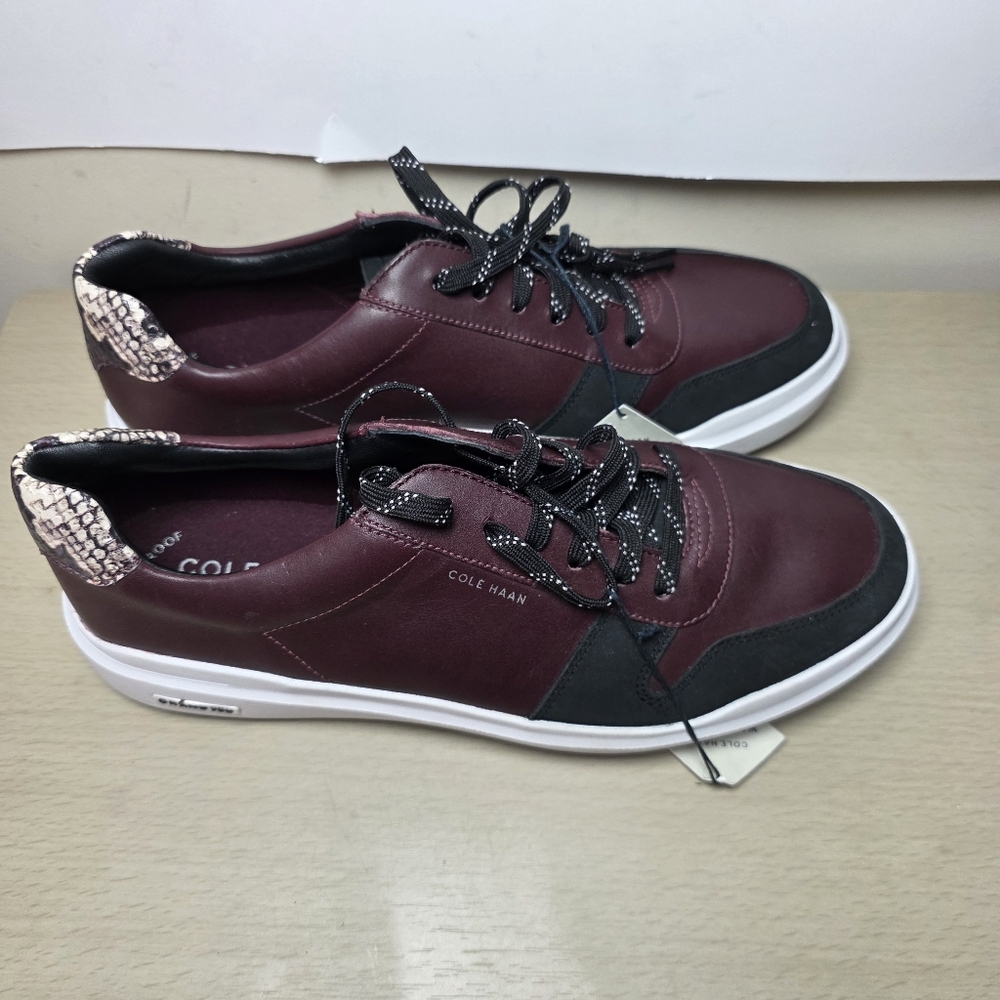 Cole Haan Burgundy Black Leather Sneakers Snake Animal Print Detail Women 10B - Picture 3 of 9
